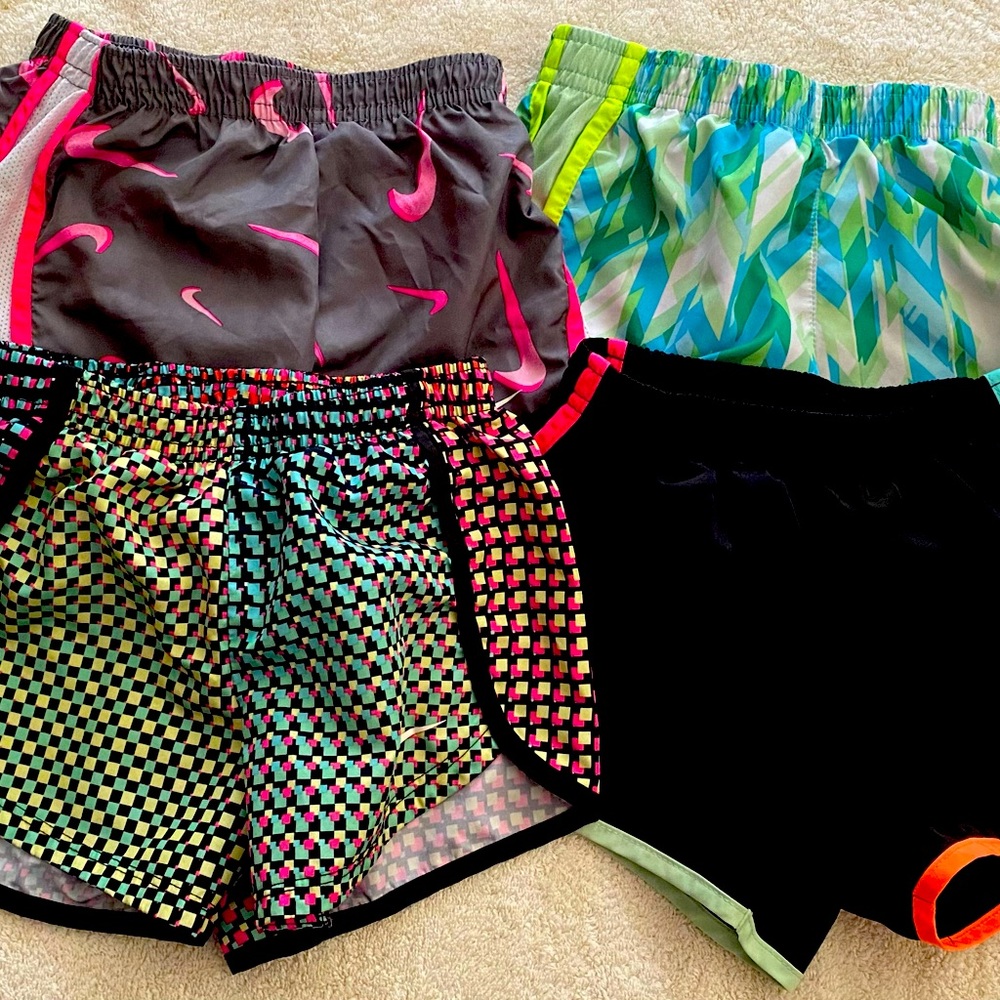 Nike 3-4 years Dri Fit 4 shorts one T shirt set